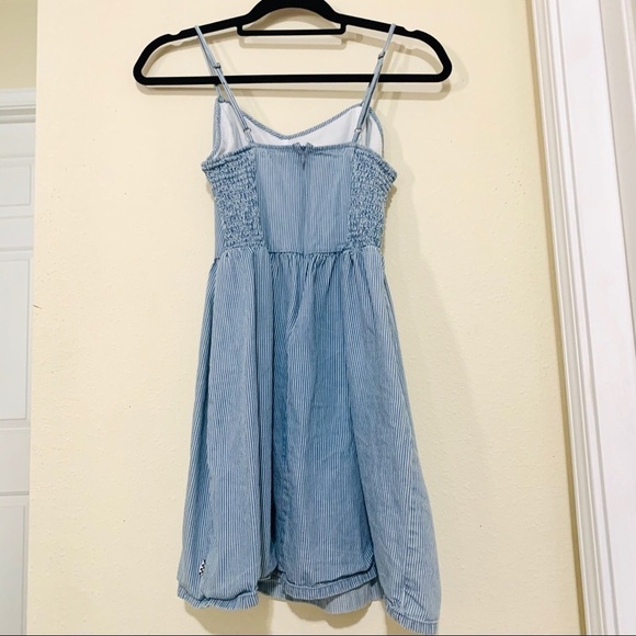 VANS•Stripes V-Neck Pocket Sheath dress - Picture 6 of 6